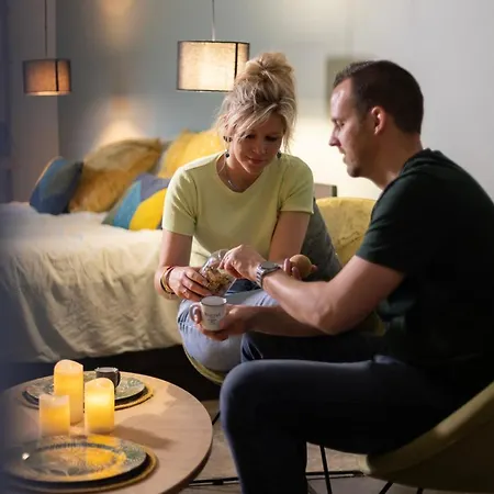 Plaisances, Les Plaisirs Du Bord De Meuse - D'hotes Avec Baignoire 3*