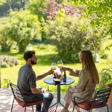 Bed & Breakfast Plaisances, Les Plaisirs Du Bord De Meuse - D'hotes Avec Baignoire *