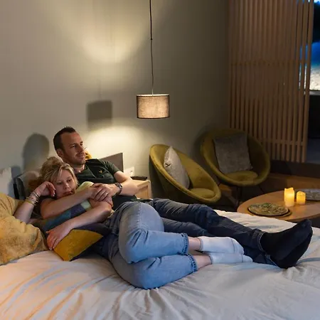 Plaisances, Les Plaisirs Du Bord De Meuse - D'hotes Avec Baignoire بروفونديفيل