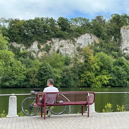 Plaisances, Les Plaisirs Du Bord De Meuse - D'hotes Avec Baignoire Bed & Breakfast Profondeville